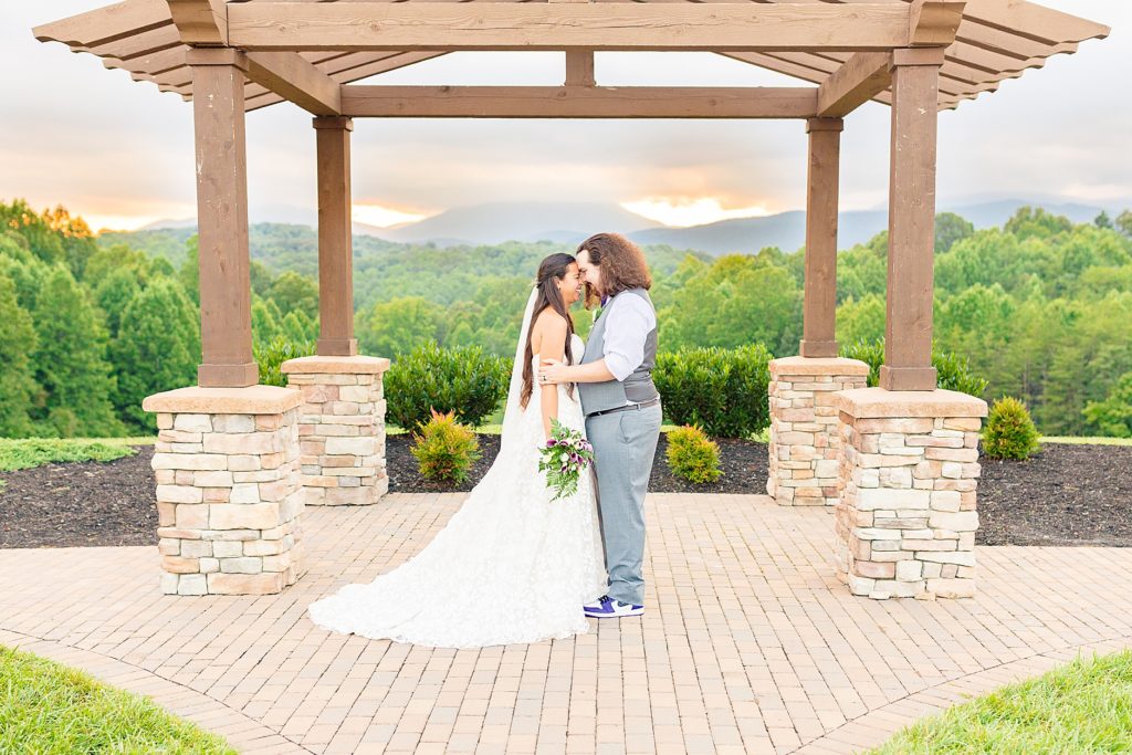 Morgan & Matt's Summer Glass Hill Venue Wedding