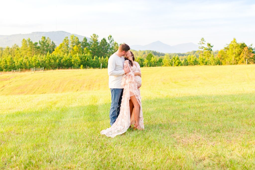 Taylor & Jordan's Virginia Maternity Session