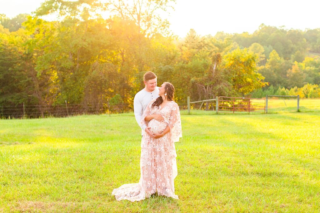 Taylor & Jordan's Virginia Maternity Session