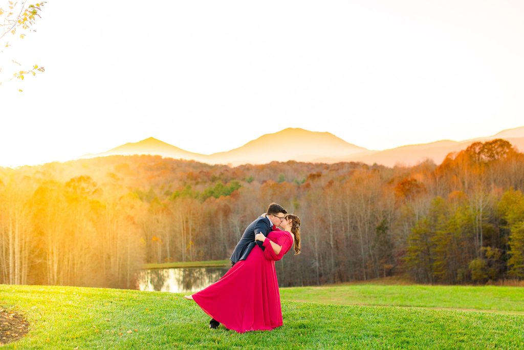 Sydney & Alex's Glass Hill Engagement Session